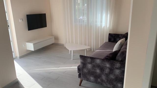 Vila Llano Vlorë Esterno foto