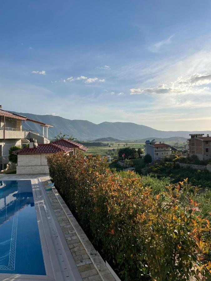 Vila Llano Vlorë Esterno foto